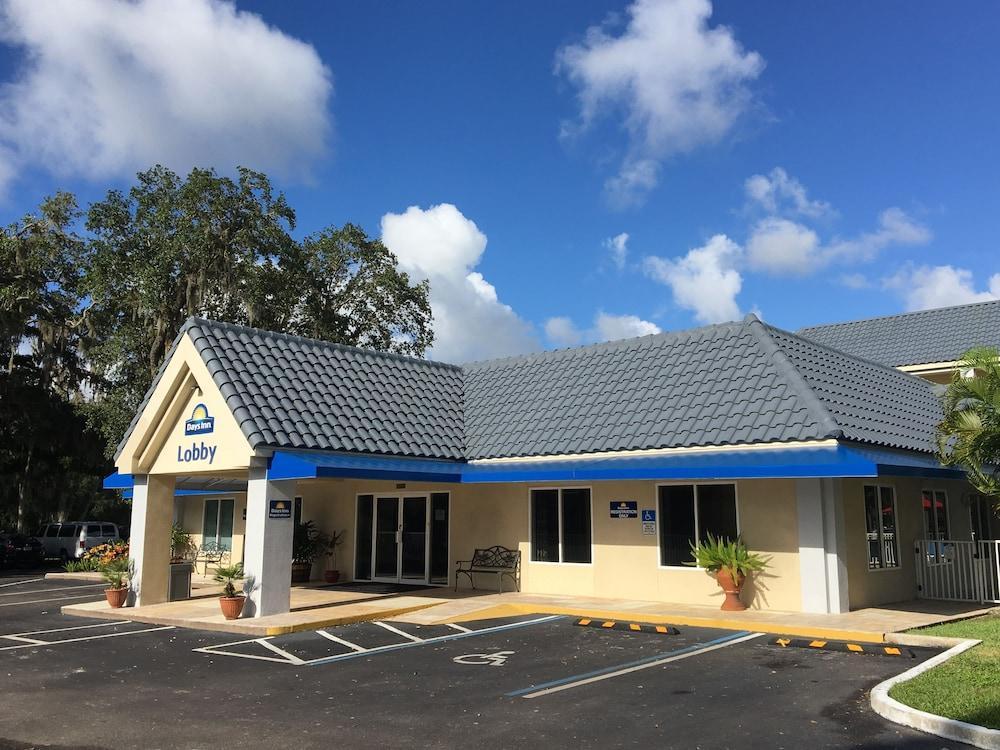 Days Inn By Wyndham Port Charlotte Town Center Kültér fotó