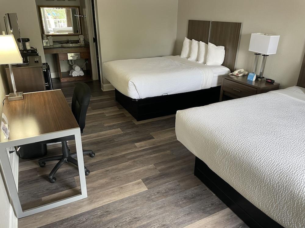 Days Inn By Wyndham Port Charlotte Town Center Kültér fotó