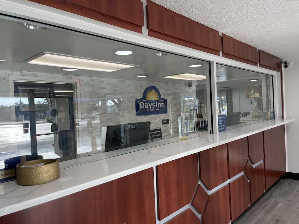 Days Inn By Wyndham Port Charlotte Town Center Kültér fotó