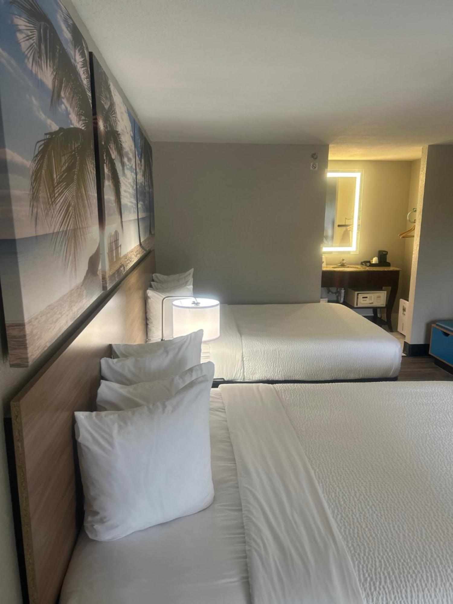 Days Inn By Wyndham Port Charlotte Town Center Kültér fotó