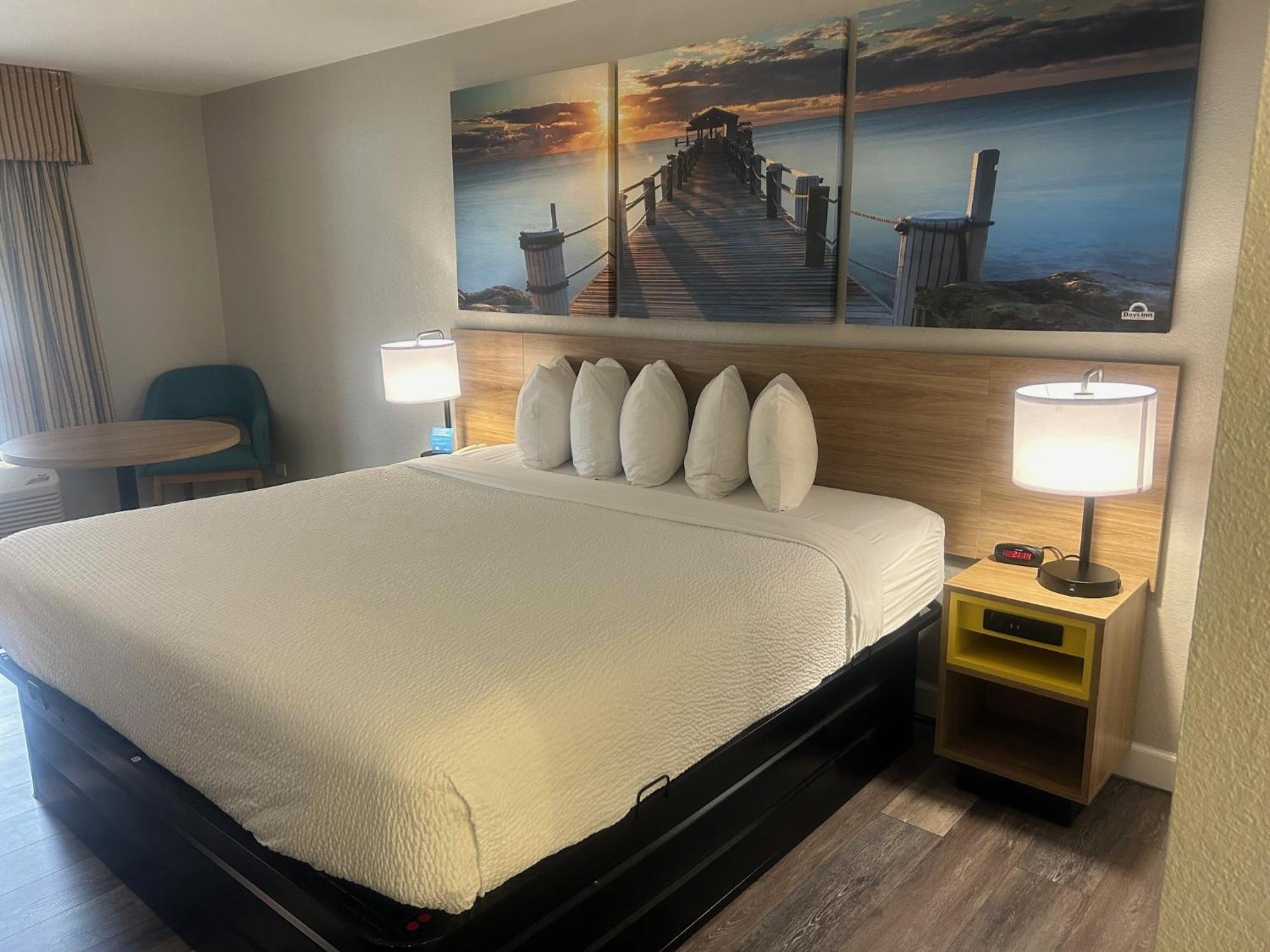 Days Inn By Wyndham Port Charlotte Town Center Kültér fotó